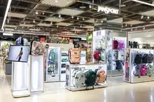 JanSport首間直營店 信義A11開幕