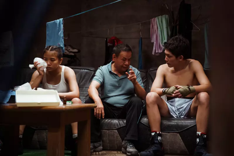 《恨女的逆襲》「源少年」林毓家克服舊傷「砍掉重練」改左手出拳  上場先臥推「讓胸肌看起來大一點」