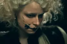 克里斯汀貝爾情繫【科學新娘！】亡命天涯 為金球影后潔西伯克利徒手爆頭