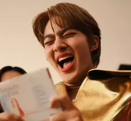 「全能才子」NuNew為《泰殺歌后戰》接受「搞笑特訓」花式尖叫到燒聲 「寶藏男孩」被帶壞？NuNew喜劇魂被開發 遭虧如「披著兔皮的狼」