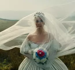 奧斯卡新星雅各艾洛迪大秀情慾【“咆哮山莊”】情人節特別場加送婚紗海報