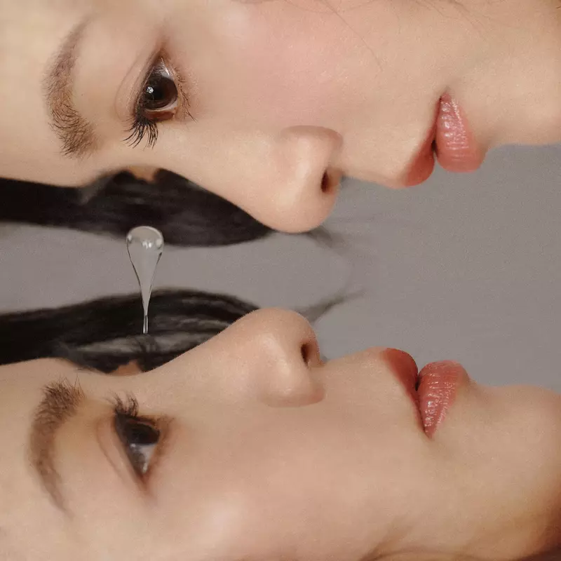 丁噹唱給歌迷的「愛情情書」 《愛了100萬次的我》新歌經典自選輯數位上架