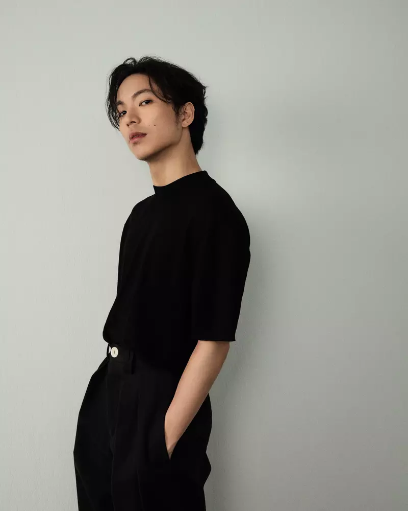 金曲入圍新人-- 鄒序2026全新單曲〈雲端假期〉已於各大數位音樂平台全面發行