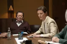 從歐洲最美皇后到命案陪審員，歐洲影后維琪克雷普再掀話題 【世紀懸案】審理瑕疵重重，金獎導演虛構陪審團抽絲剝繭找真相
