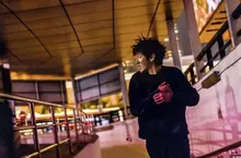 《我未許願先吹蠟燭》正式預告亮相   8/14全台上映 柯震東慘遭一路追打 摔下高台繼續被踩踢 慘不忍睹