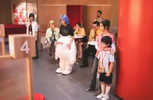 香港瘋狂喜劇《一個部門的誕生》 劇情啟發自真實退訂第四台事件 集合金獎演員 廖子妤 白只 謝君豪 鮑起靜共同演出