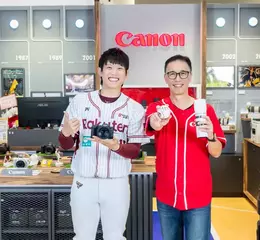 Canon運動主題體驗店  嶄新進駐臺北大巨蛋 陳冠宇化身一日店長  新機預購送限量簽名球