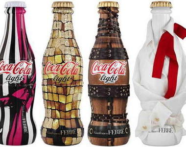 健怡可樂惹火S曲線 時尚大師紛奉上新衣