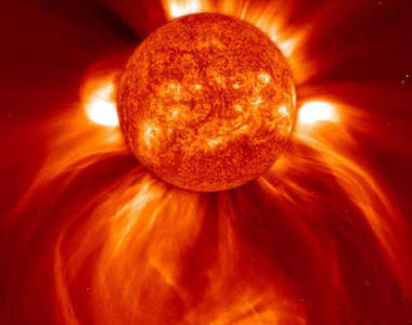 最新太陽風暴的超清晰影片！