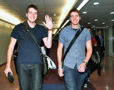 華納環球忙PK 哈利波特雙胞胎登台宣傳