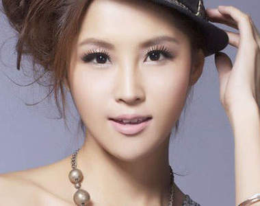 蒙古正妹《琪琪格》