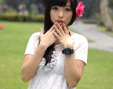 凌兢欣 新宅男女神!?