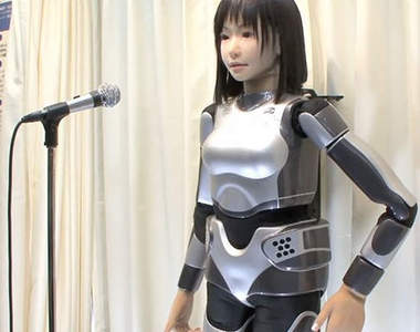 歌姬機器人「未夢」 真人假人真的傻傻分不清楚惹