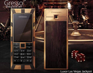 [最貴手機]一支100萬美金的黃金手機 手機界的勞斯萊斯Luxor Las Vegas Jackpot