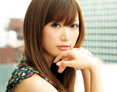 澀原系美肌妹:菅野結以