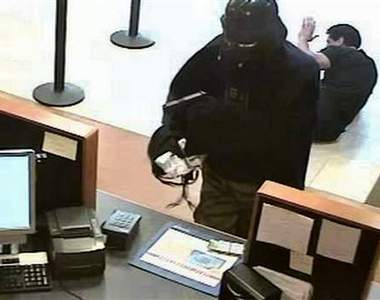 黑武士搶銀行 不用光劍改用槍