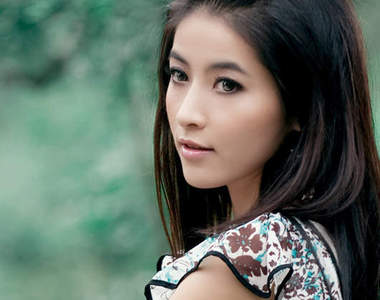 河北美女 何靜 叫人怎麼靜下來 (/≧▽≦)/~┴┴