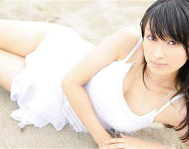 日本最美議員:藤川優里的可愛新髮型