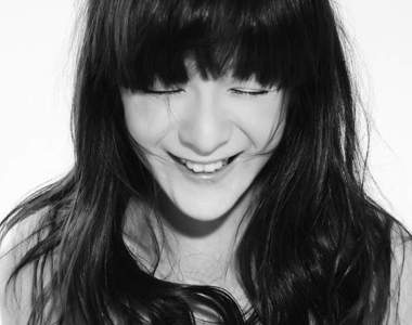 長江七號的小男孩徐嬌 底迪變身嬌滴滴