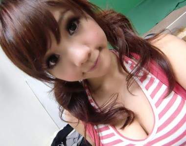 電玩美少女辛咩咩 F杯級美眉~不是羊咩咩喔!