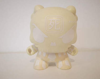 HuckGee全球限量夜光公仔入手