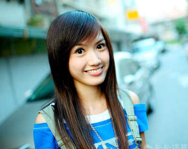 翁茲蔓(蔓蔓) 超甜美可愛的正妹主播~甜美蔓延