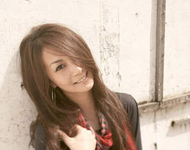 越陳越香的奶茶妹〝柯雅馨〞