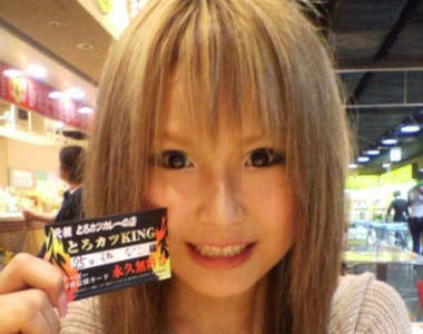 今晚誰來挑戰？超級會吃的辣妹曾根