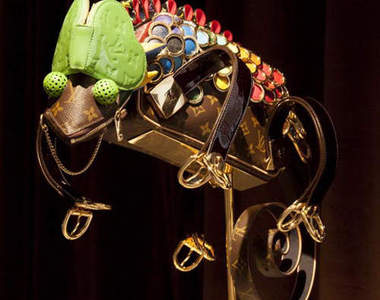 世界上最昂貴的寵物！？穿著LV的動物