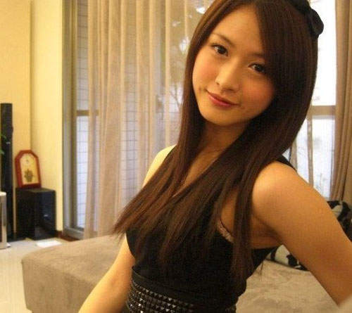 麒麟妹 林泓君 刷出愛心的可愛店員 - 圖片1 麒麟妹 林泓君 刷出愛心的可愛店員 - 圖片1