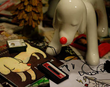 奈良美智新品上市!《狗狗收音機》( Doggy Radio )~汪~汪~