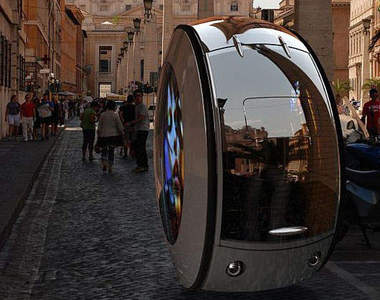 車只能直走嗎?其實還可以滾喔~~