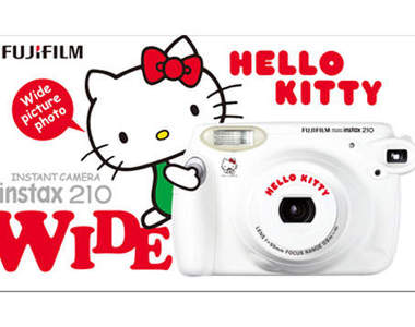 富士新一代廣角 instax 210 X HelloKitty 拍立得相機~要發售啦!