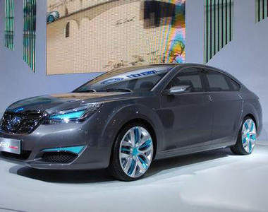 一汽B9 科技新潮動感房車