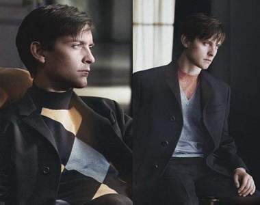 《蜘蛛人》陶比麥奎爾 憂鬱代言Prada秋冬男裝