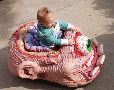 孩子們的新玩具 小車車開上iPad上了啦!!