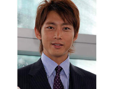 小泉孝太郎 與人氣酒店孃約會被抓包