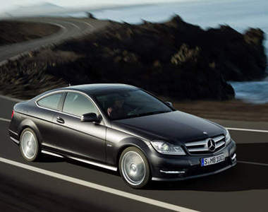 都會雅痞等待已久的CLK後繼車款賓士M.-Benz C-Class Coupe