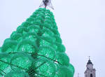 沒錢也要過耶誕!回收寶特瓶做成的巨大聖誕樹 沒錢也要過耶誕!回收寶特瓶做成的巨大聖誕樹