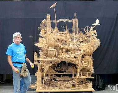 費時35年！用超過10萬根牙籤作成的巨大模型！