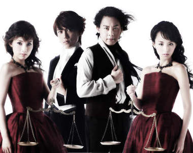 平野綾演出音樂劇《咆哮山莊》展現古典美