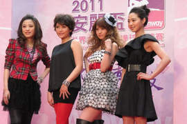 安麗盃開撞 amway girls火辣暖場! 安麗盃開撞 amway girls火辣暖場!