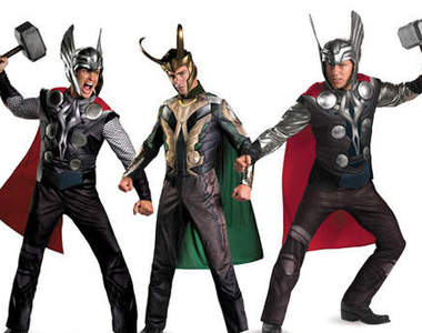 超級英雄COSPLAY 下次的主題趴就要來點不一樣的~