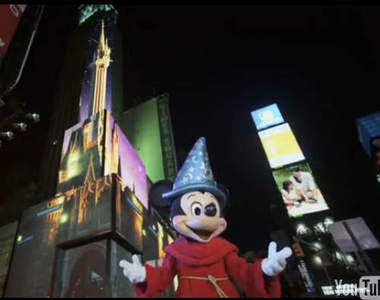 超夢幻~★迪士尼人物現身紐約街頭!