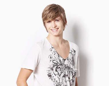  《蓮花小王子》19 歲的巴西陽光男模 Leonardo Frosi 