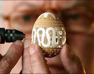 《蛋殼雕刻藝術》 簡直到了一種有耐心的極限