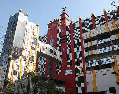 歡迎來到華麗奇幻的...工廠？！！