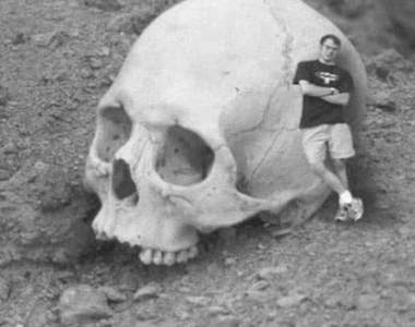 震驚全球:各國遠古巨人遺骸