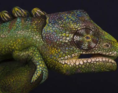 過度真實的手部彩繪　好厲害但是又好驚嚇∑(￣[]￣；)!