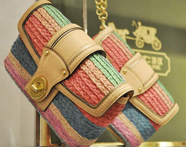 COACH 2012年繽紛春新作＆男裝聯名商品搶先登場！
